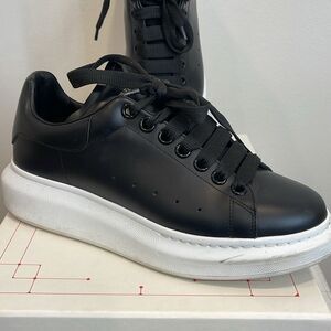 Black & White Alexander McQueen Oversized Sneaker size 39